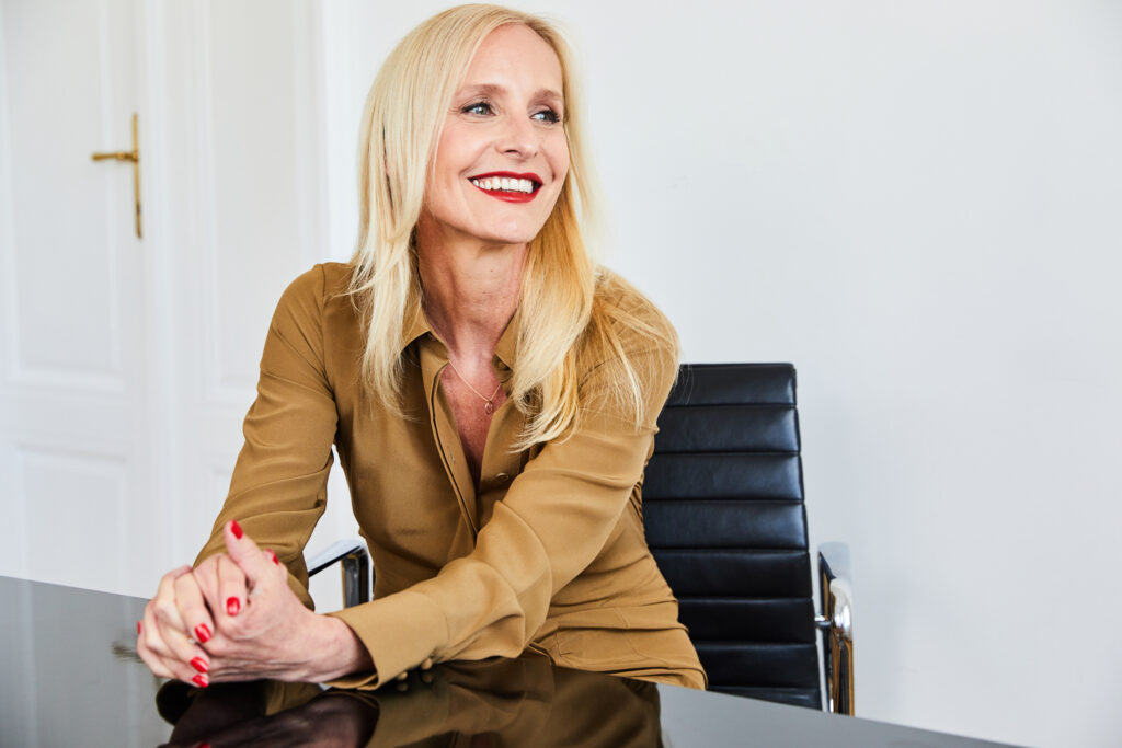 Mag. Dr. Eveline Steinberger